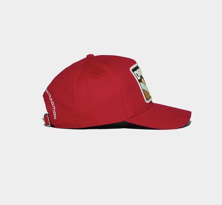 CZAPKA Z DASZKIEM DSQUARED2 czerwona logo Uniwersalny regulowany