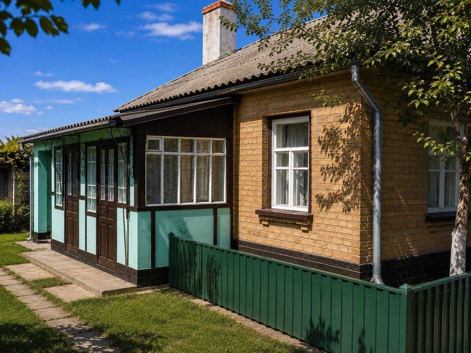 Продається будинок в смт. Олександрівка