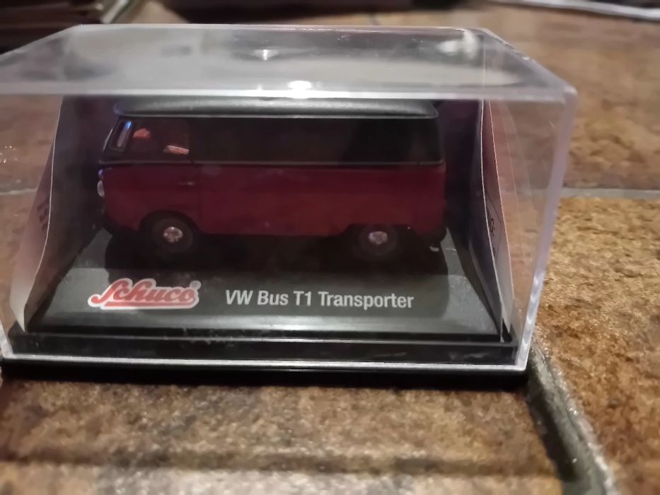 Miniaturas Datsun Bluebird, Hot Wheels + Vw Pão forma,  Schuco