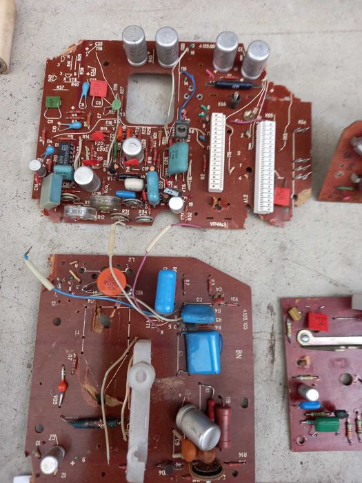 плати телевізора ссср радіодеталі плати