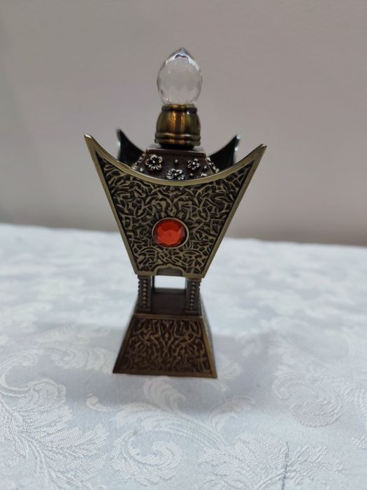 Butelka na Perfumy Attar Orientalna Zdobiona