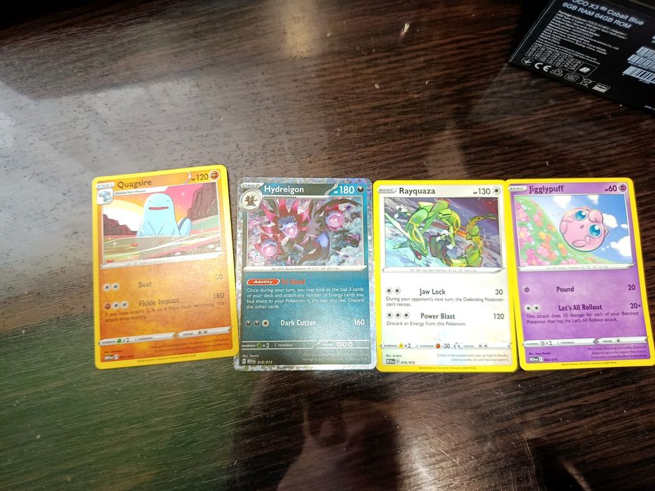 Колекціонні картки Pokemon
