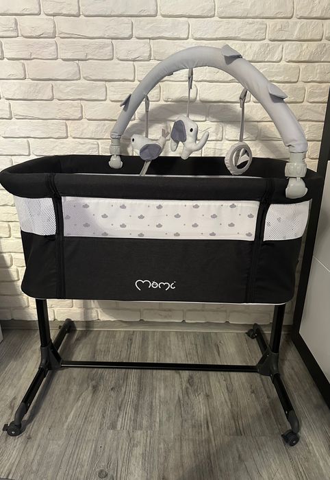 Dostawka do łóżka firmy Momi
