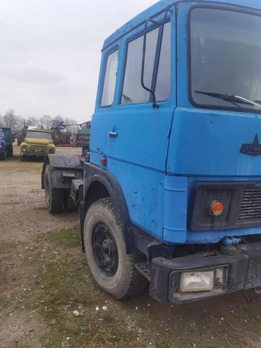 Автомобіль МАЗ 54329