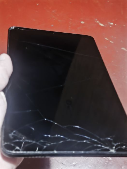 планшет mi pad 4 (3/32)шустро работает
