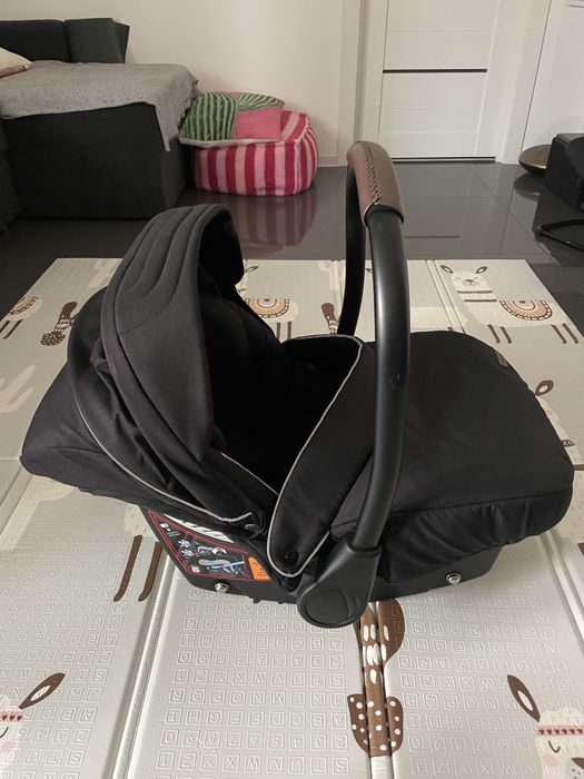 Авторкісло / автолюлька Carrelo epica