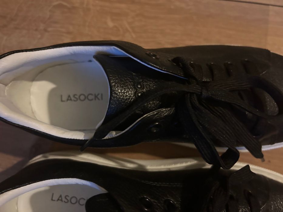 Półbuty skórzane lasocki 41