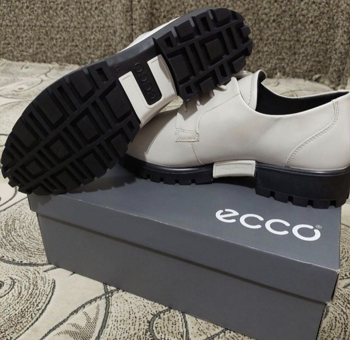 Демісезонні жіночі черевики Ecco Modtray W. Оригінал. 39 розмір.
