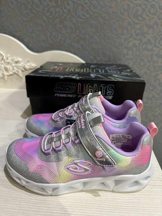 Skechers 32 33 33,5 34 35 lights підсвітка