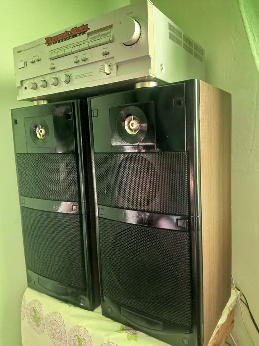 Продам усілок і колонки можу продати і окремо