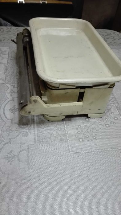 Waga kuchenna w stylu retro