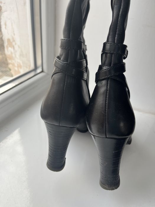 Кожаные сапоги