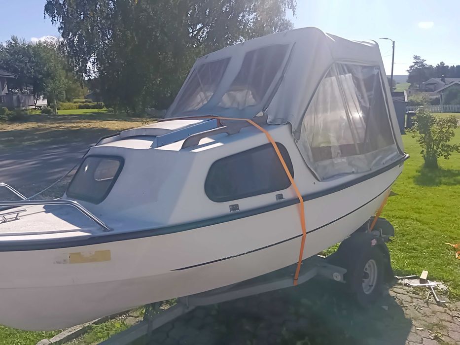Łódź Hille Fischer 400 z silnikiem Mercury 25