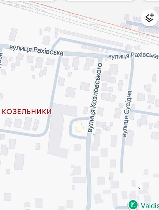 Продаж ділянки 10 сот  з будинком у Львові