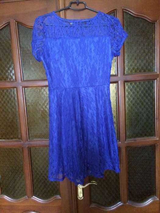 Кружевное платье