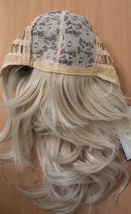 Парик светлый блонд тэрмо