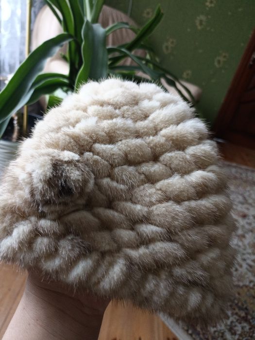 Шапка норкова в гарному стані