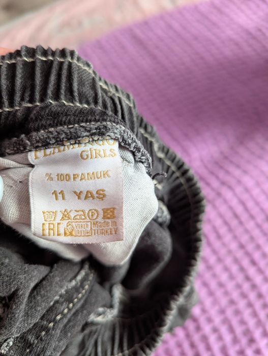 Джинси для дівчинки на резинці