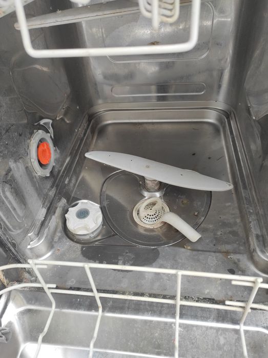 Б/У Посудомийна машина Zanussi (Модель: ZDS104)