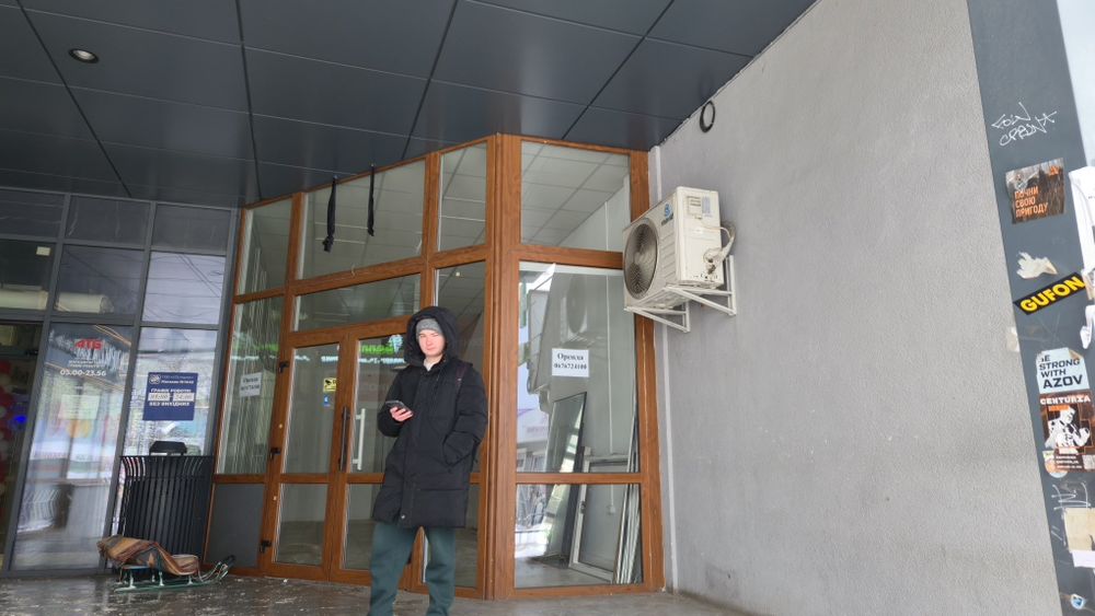Оренда в АТБ  прикасова зона.ЦЕНТР навпроти фонтана. Фасад