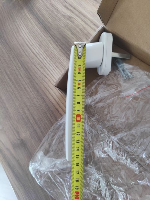 Klamka do drzwi balkonowych przesuwnych