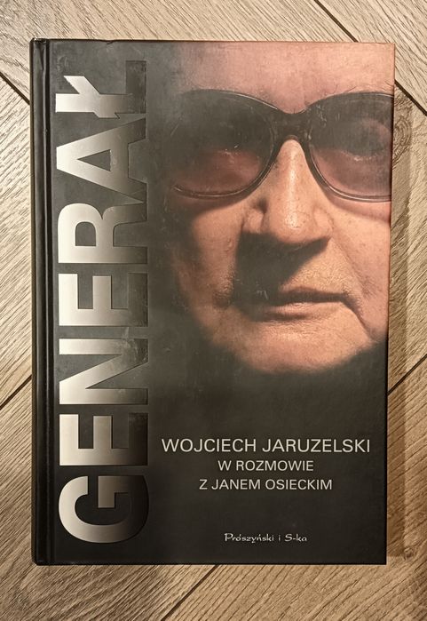 Generał Wojciech Jaruzelski w rozmowie z Osieckim