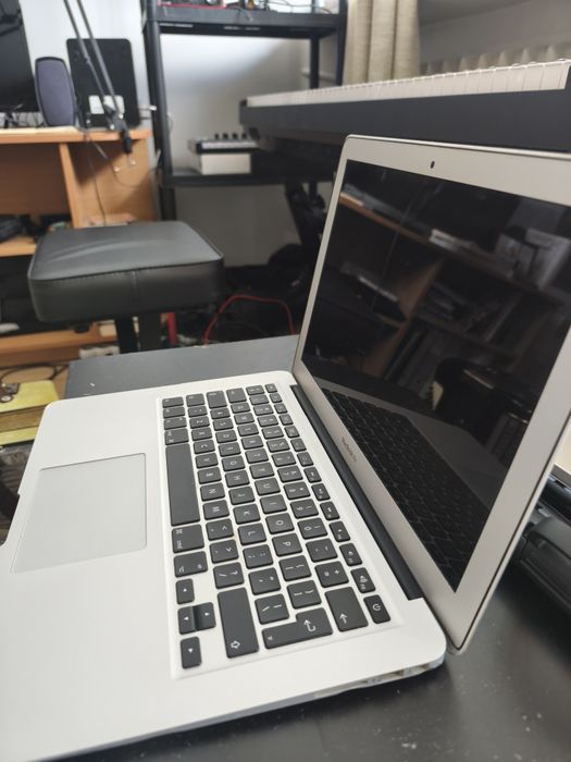 MacBook Air 13" 2017 | i5 | 8 GB RAM | SSD 128 GB | Sprawny