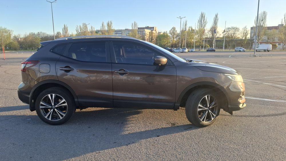 Продам Nissan Qashqai