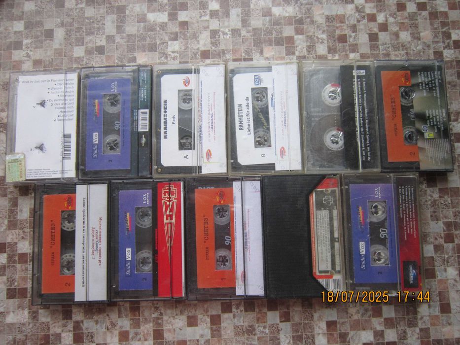 аудіокасети с записом гуртів Rammstein,Accept,Scorpions,UDO