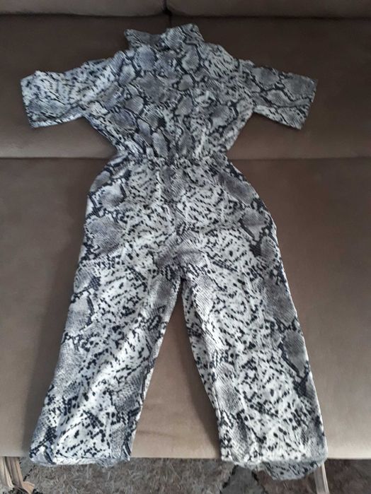 Sprzedam zestaw eleganckich ubrań dla Pani