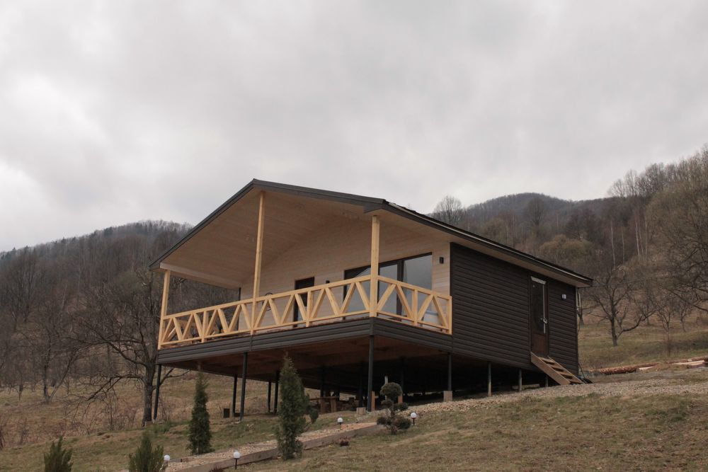 Пропонуємо Вашій затишний будинок в серці Карпат