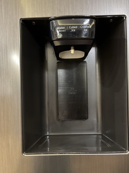 Lodówka Samsung Side by side z tabletem