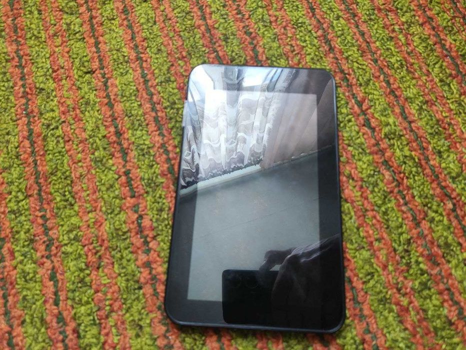 Планшет Ipad ( Не рабочий )