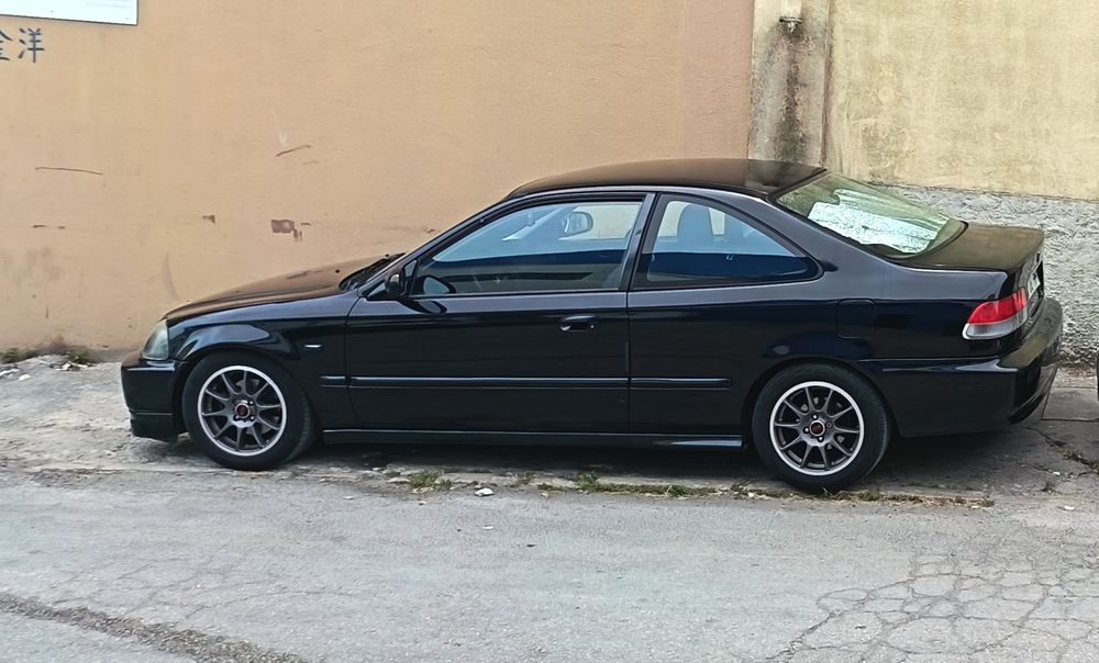 Vendo ej8 com algum material