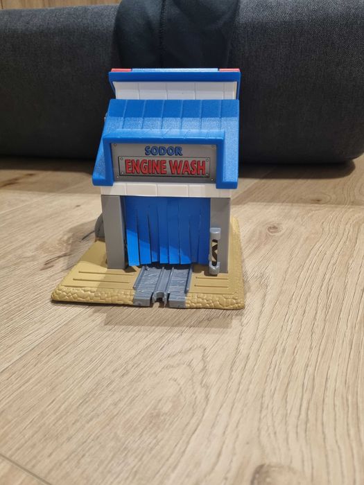 Tomek i przyjaciele Take-N-Play stacja myjąca + myjnia + bagno