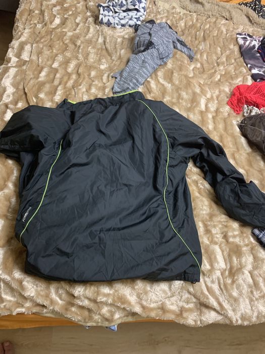 Продам спортивную мастерку недорого