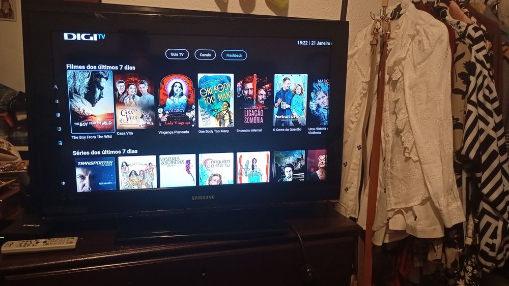 LCD Samsung 32 polegadas como nova