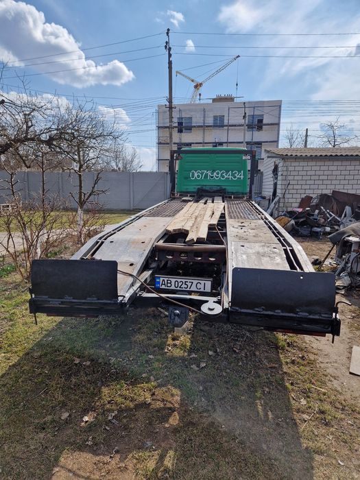 Продам евакуатор мерседес 809