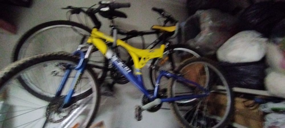 4 bicicletas só vendo o conjunto
