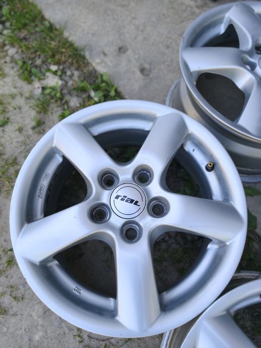 Диски 5/114.3 R15