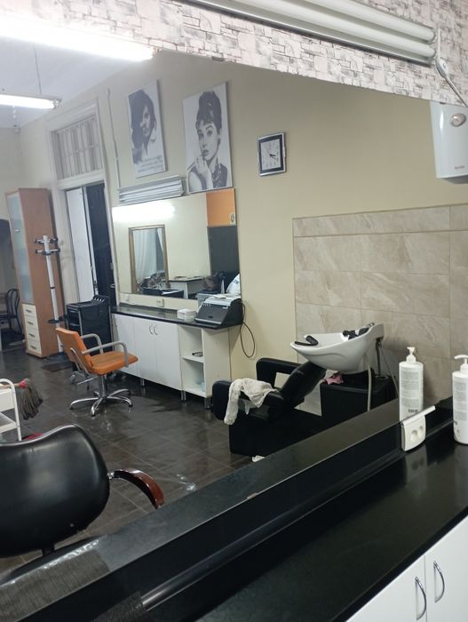 Мебель для офиса ,парикмахерской