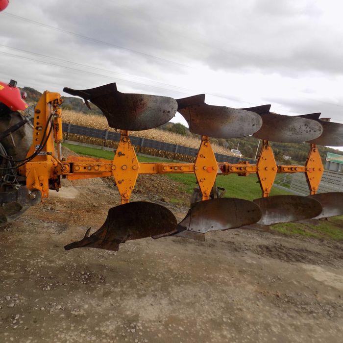 pług huard 4-obrotowe