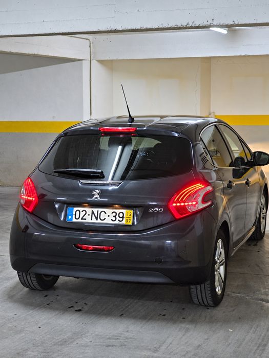 PEUGEOT 208 1.2 VTi ALLURE | 82 CV