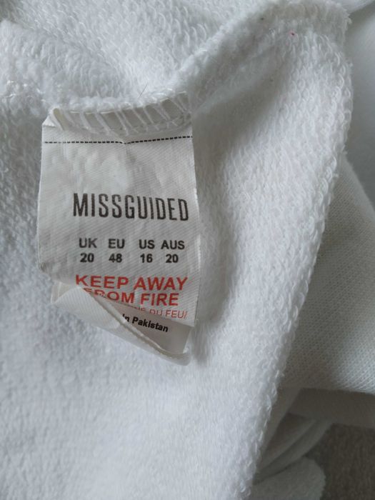 Biała krótka bluza Playboy, 48