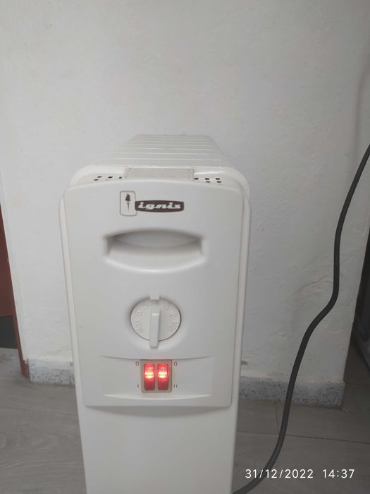 Aquecedor elétrico a óleo