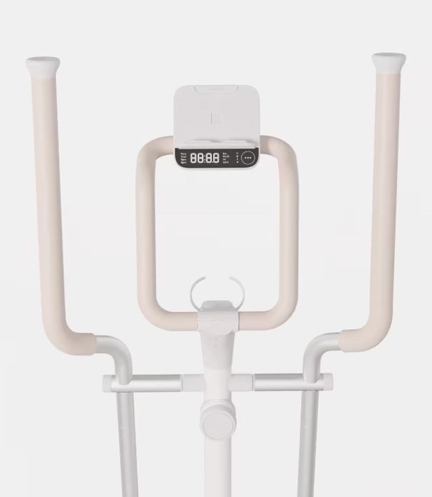 Modern Elliptical Trainer458781866307758081