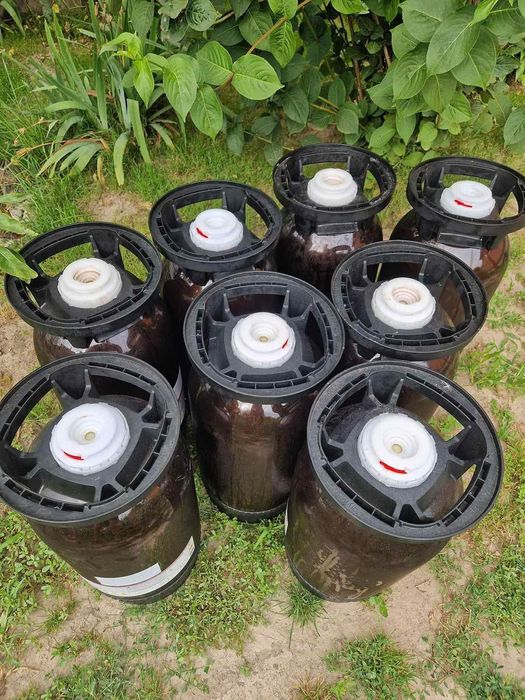 Продам пластикові кеги 20л