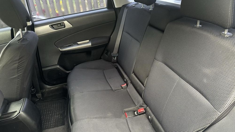 продам Subaru Forester  2013
