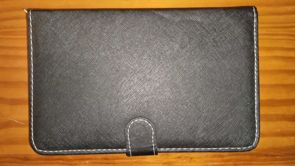 Teclado para Tablet 7” com suporte - Seminovo
