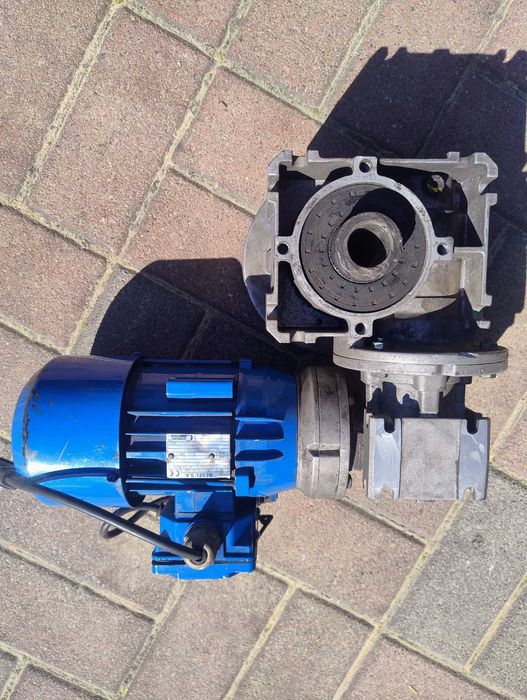 Silnik z motoreduktorem do podajnika kotła 0.18 kw